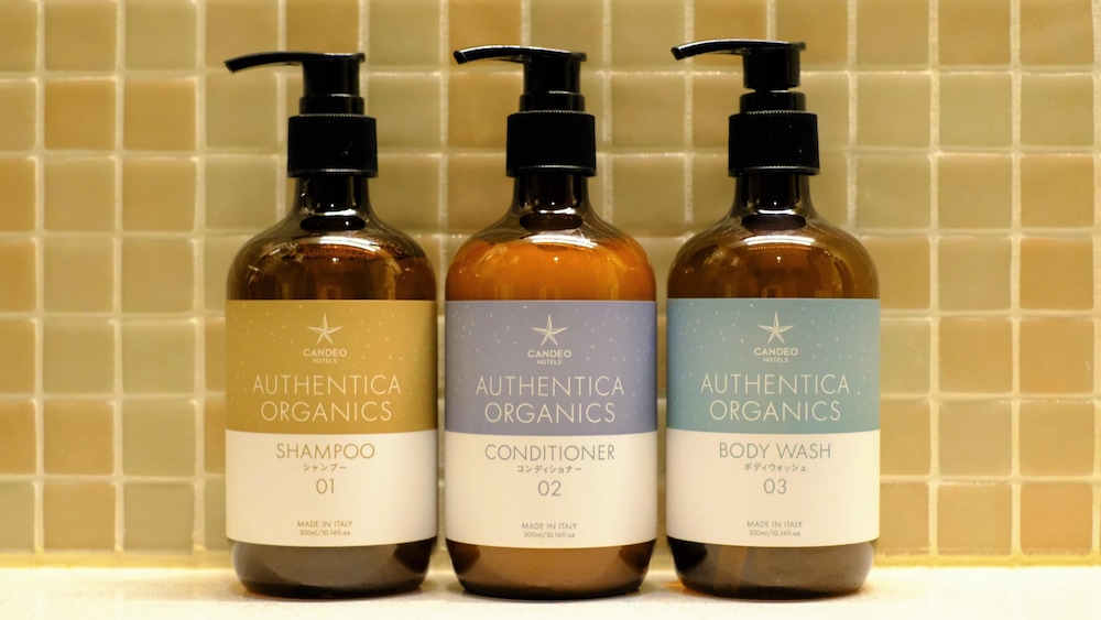 ダブルルーム 禁煙 バスルーム1 | カンデオホテルズ東京新橋