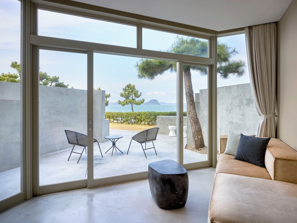 ソノテラス 禁煙 客室1 | ONCRI-KARATSU (おんくり唐津)