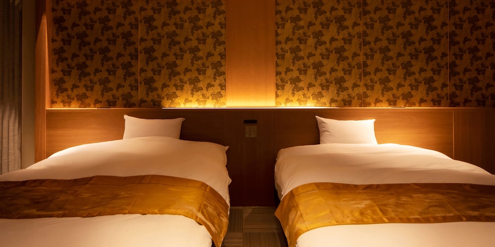 [L] 金泉露天＆足湯付特別室140平米/別館1階太閤 禁煙 客室8 | 天地の宿 奥の細道