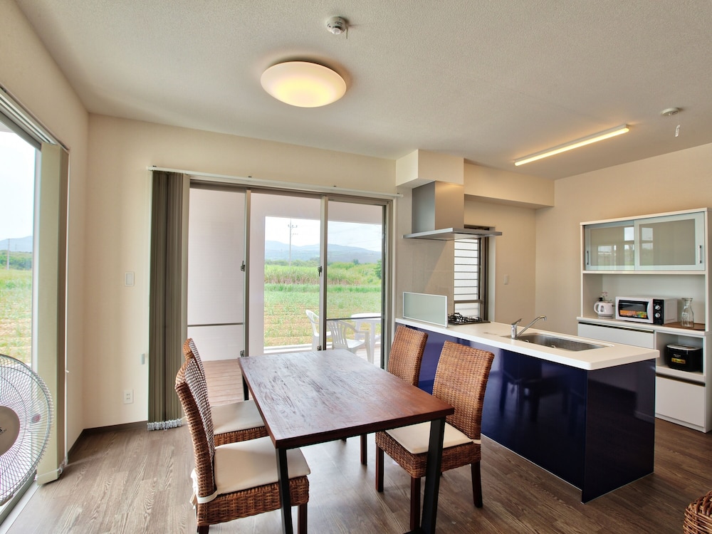 レストラン1 | コテージ・シーウィンド今帰仁 レストラン1 | コテージ・シーウィンド今帰仁