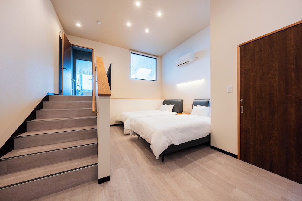 宙館·月の棟508 露天風呂付き洋室 禁煙 (階段あり) 鉄板焼 久住コース (夕食時間17:30) 客室4 | 山荘 神和苑