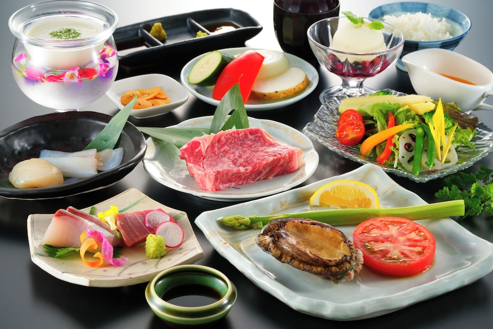 宙館·和洋室 露天風呂付き 禁煙- 鉄板焼 扇山コース (夕食時間19:30) | 山荘 神和苑