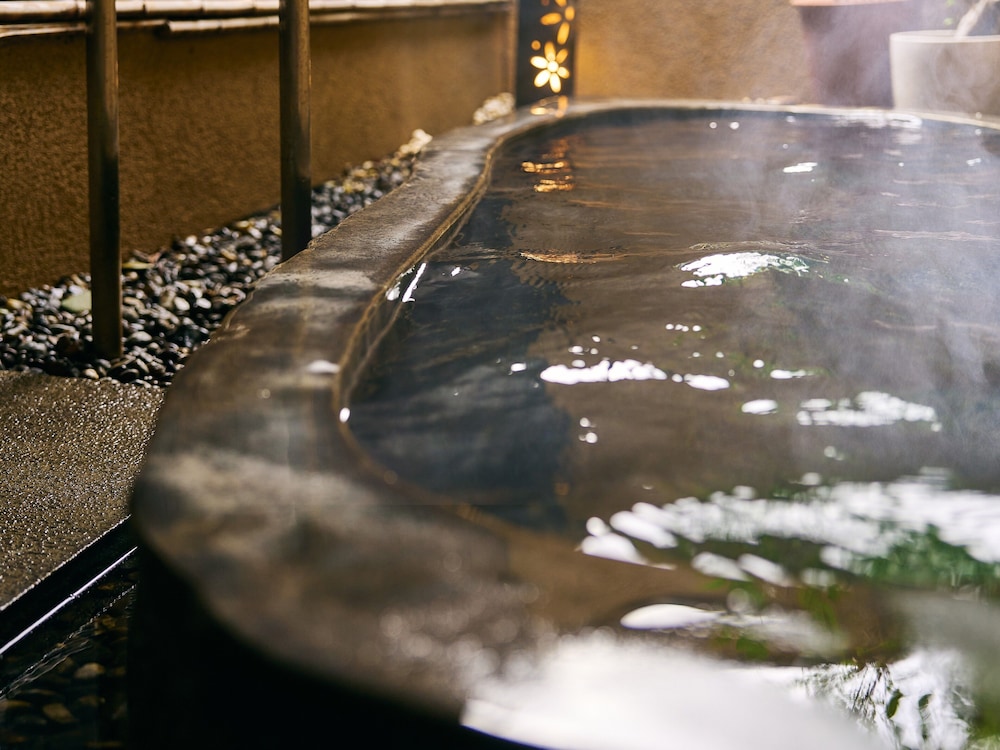 別館·和洋室 禁煙 客室6 | 山荘 神和苑