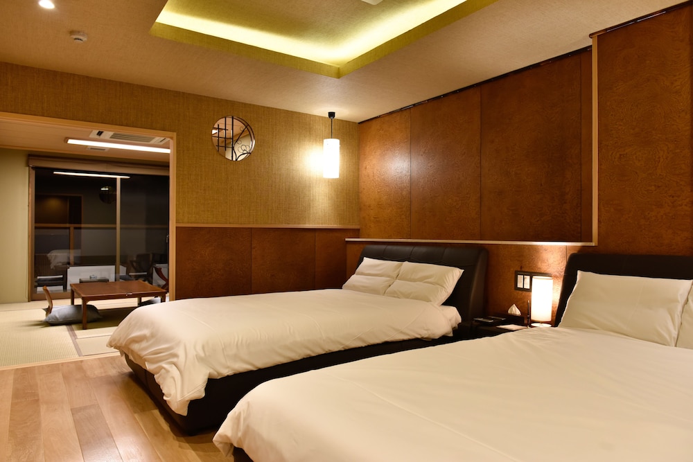 [本館] 和洋室, 内風呂付 禁煙 | 山荘 神和苑