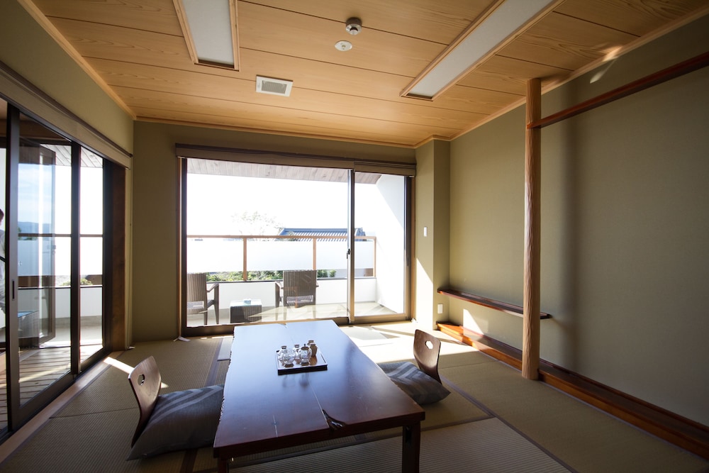 [本館] 和洋室, 内風呂付 禁煙 客室1 | 山荘 神和苑