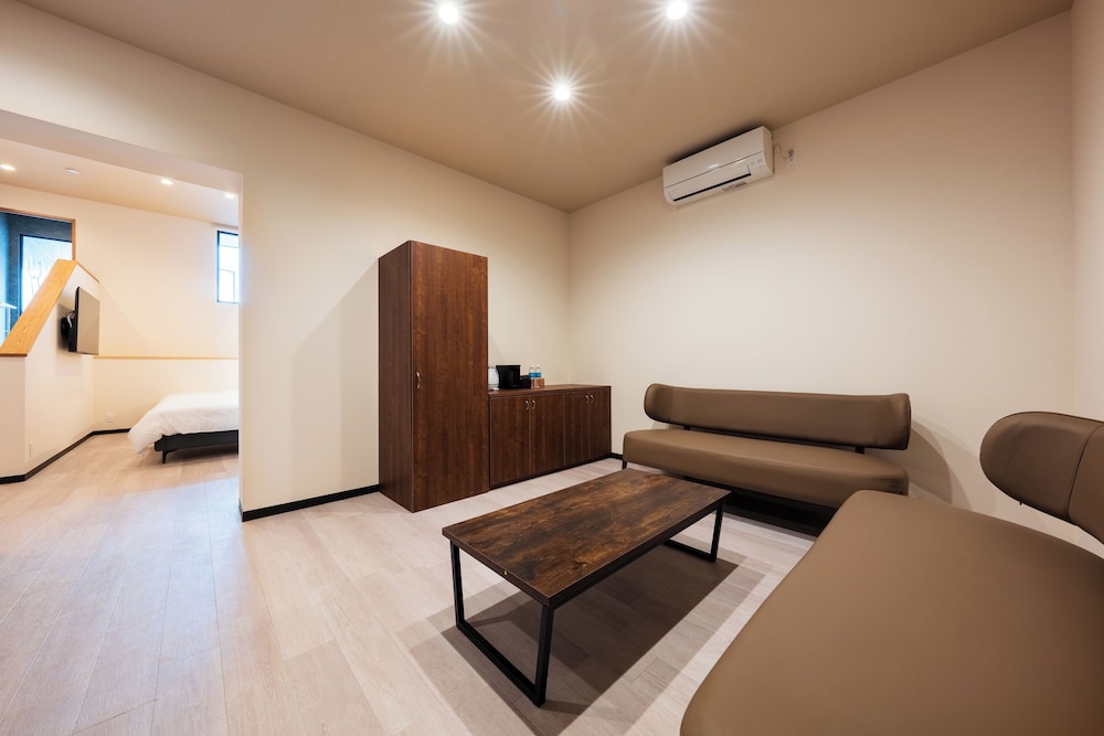 宙館·月の棟508 露天風呂付き洋室 禁煙 (階段あり) 鉄板焼 久住コース (夕食時間17:30) 客室3 | 山荘 神和苑