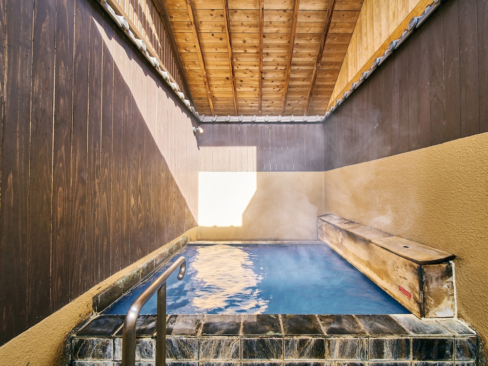 別館・和洋室 露天風呂付き 禁煙 - 鉄板焼 久住コース (夕食時間19:30) バスルーム0 | 山荘 神和苑