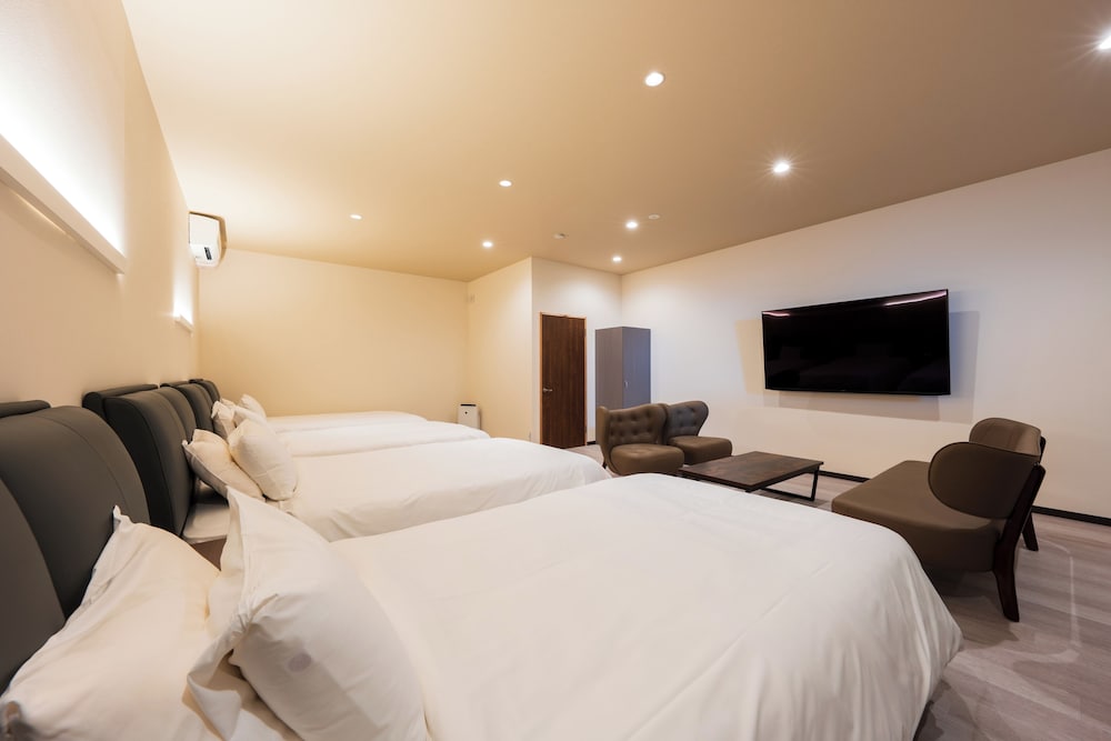 宙館·月の棟507 露天風呂付き洋室 禁煙 (階段あり) 鉄板焼 久住コース (夕食時間17:30) 客室1 | 山荘 神和苑