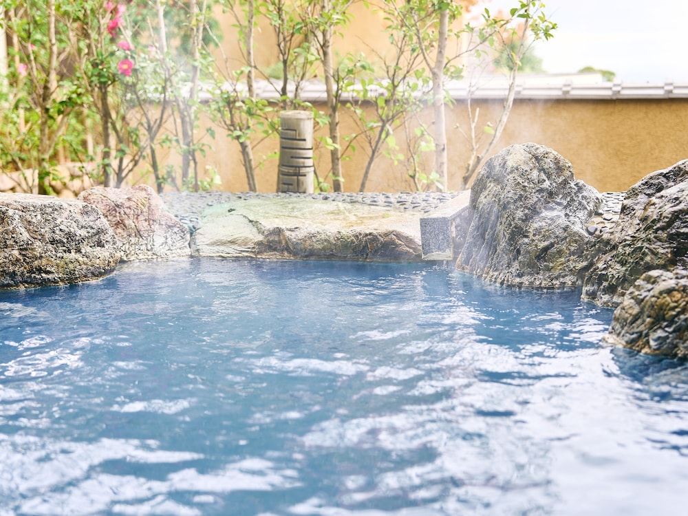 離れ·和洋室 デラックス 禁煙 バスルーム4 | 山荘 神和苑