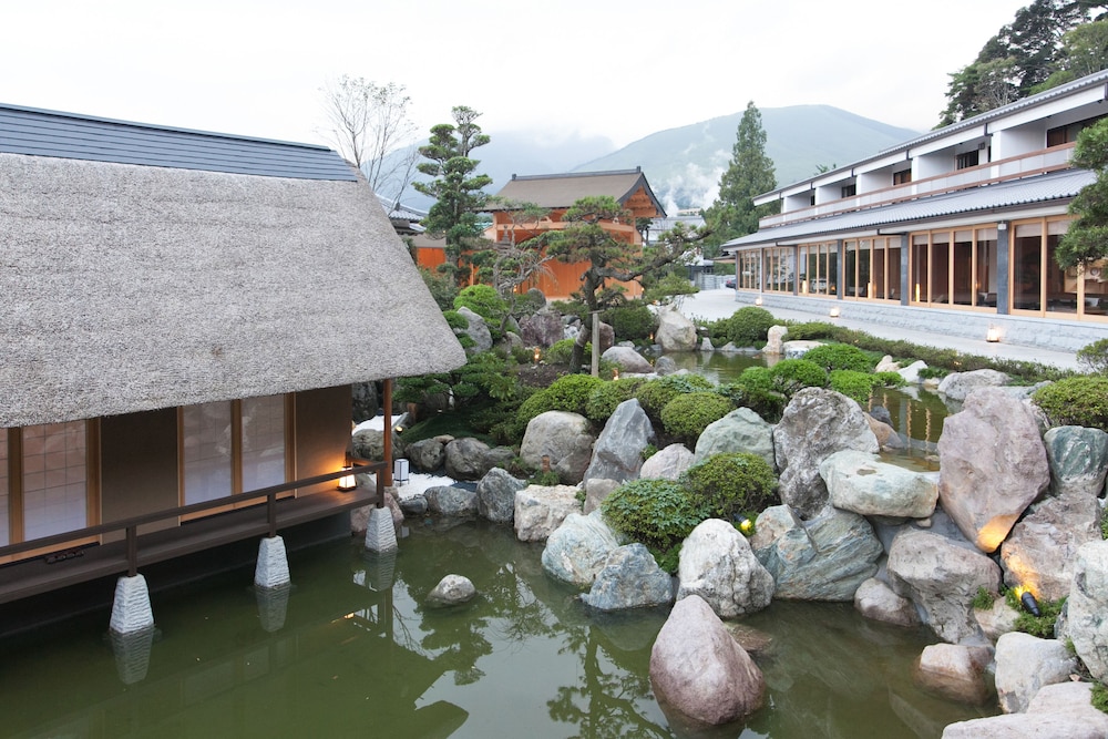 離れ·和室 禁煙 客室2 | 山荘 神和苑