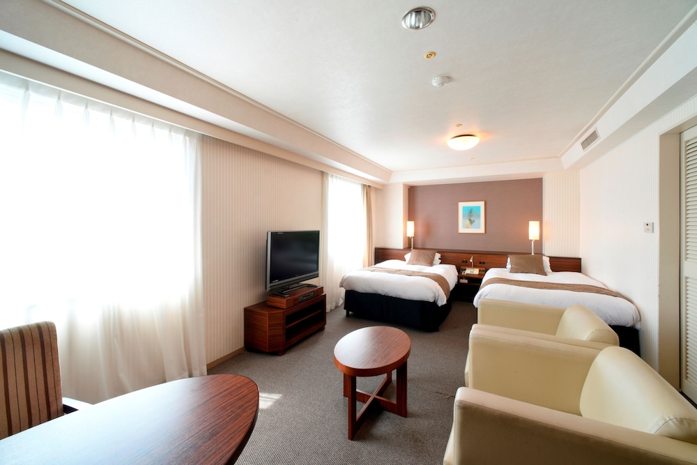 禁煙 デラックス ツインルーム | アルピコ プラザ ホテル