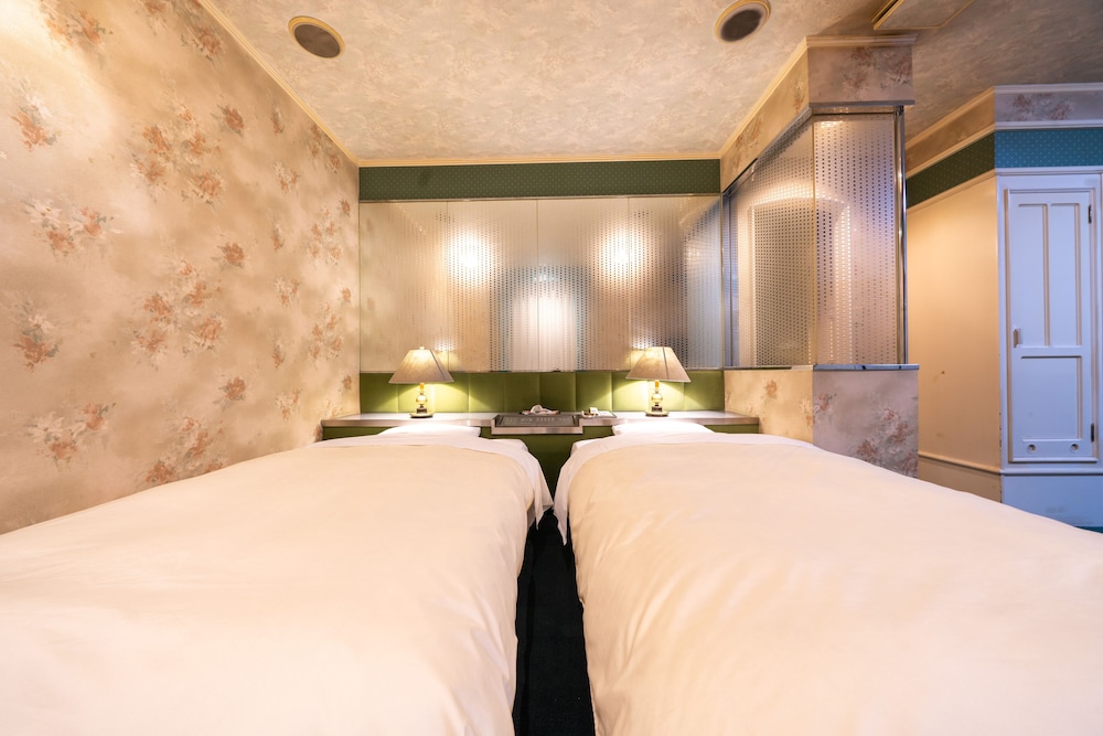 喫煙スタンダードツイン 32平米以上 110cm幅ベッド | ホテルリベルテ旭川