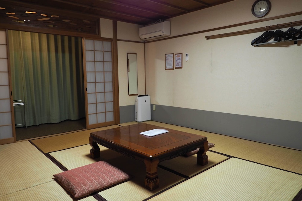 和室10畳 オーシャンビュー 客室1 | 屋久島グリーンホテル