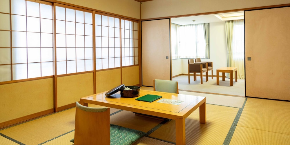 和室 客室2 | 城崎温泉 料理旅館 翠山荘