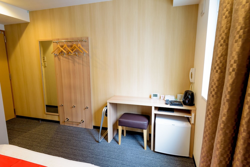 ダブルルーム 禁煙 客室の設備とサービス0 | ホテルアシアート