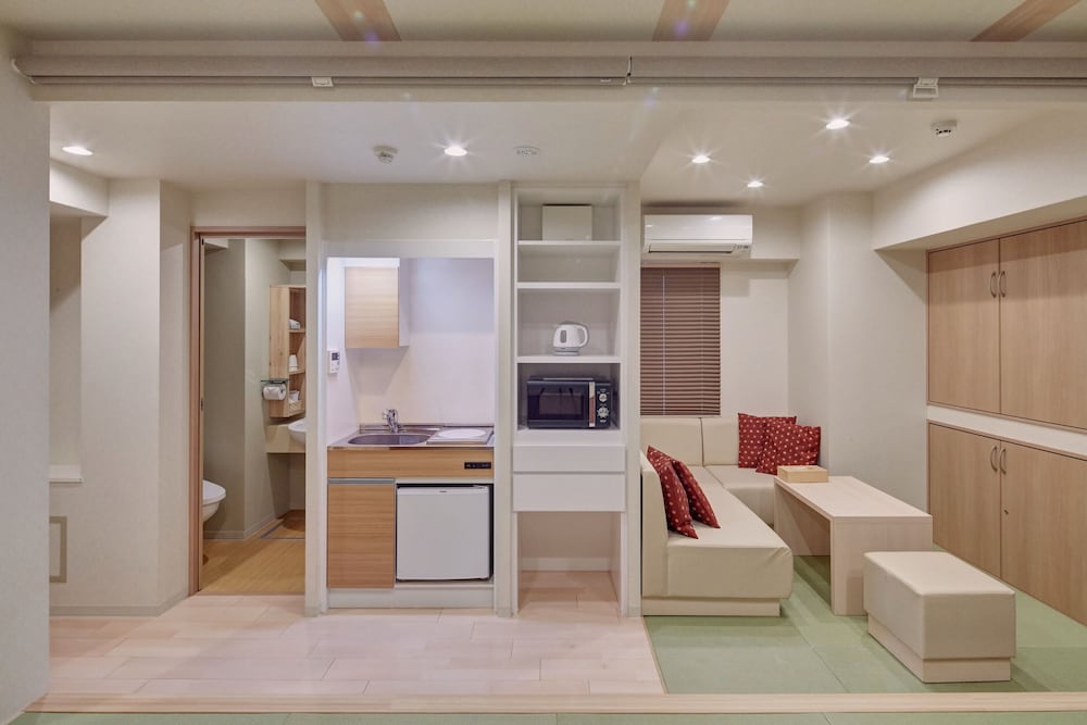 ファミリー ルーム 禁煙 客室15 | ホテル アマテラス 縁