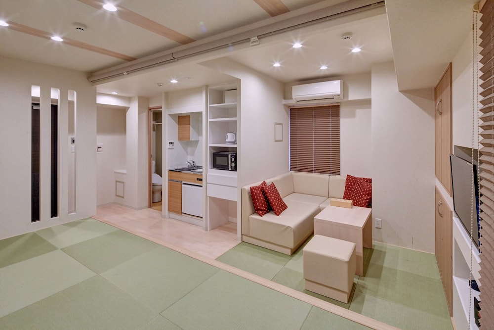 ファミリー ルーム 禁煙 客室10 | ホテル アマテラス 縁