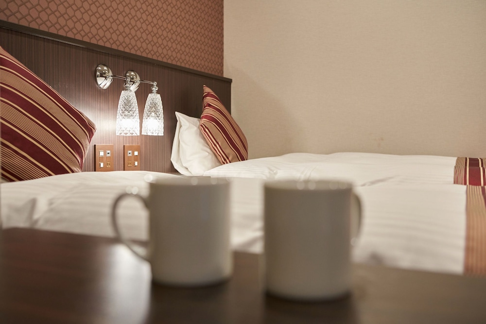 ツインルーム シングルベッド 2 台 禁煙 客室6 | ホテル アマテラス 縁