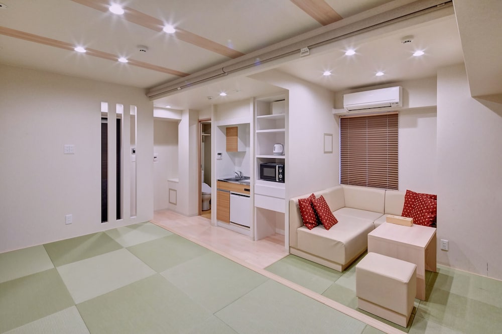 ファミリー ルーム 禁煙 客室11 | ホテル アマテラス 縁