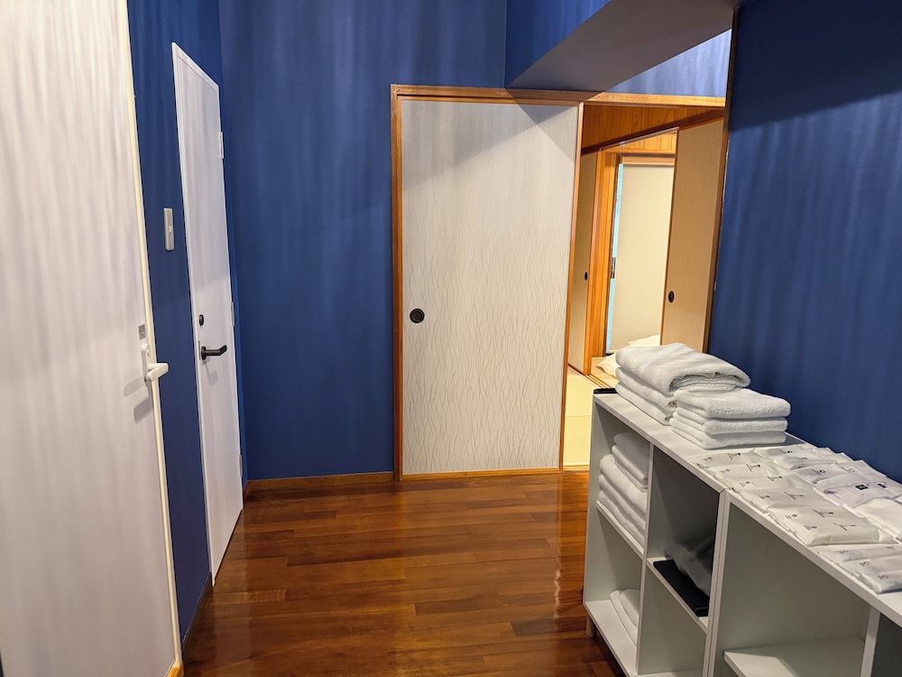 和洋室 60平米 ダブルベッド 禁煙 客室2 | 国際タウンズイン