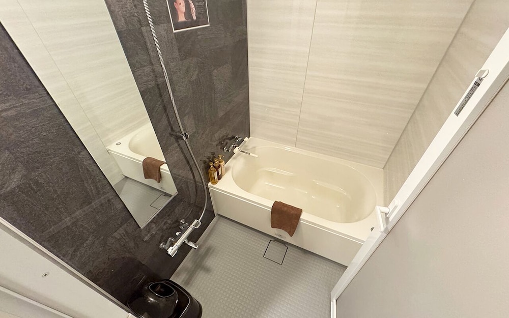 ベーシック ダブルルーム 禁煙 バスルーム3 | RE HOTEL 谷町 9 丁目 Ⅱ