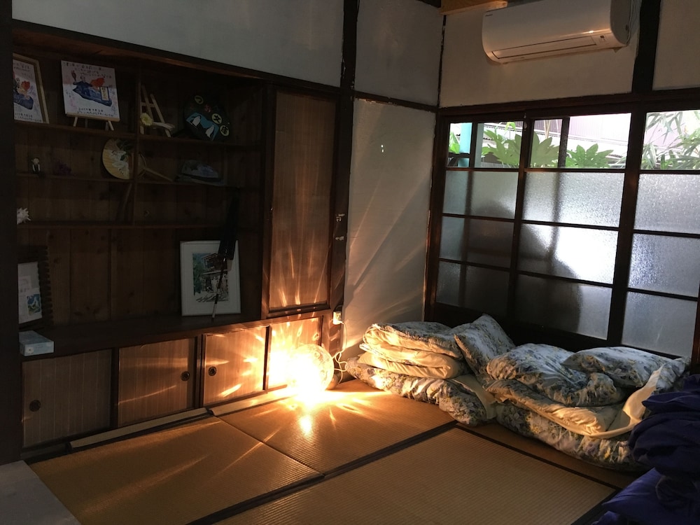 客室1 | 侍ゲストハウス彩 鎌倉