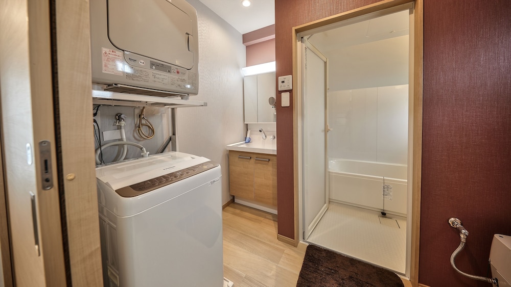 デラックス ツインルーム 禁煙 キッチン ランドリー0 | テラスリゾート北谷 WEST