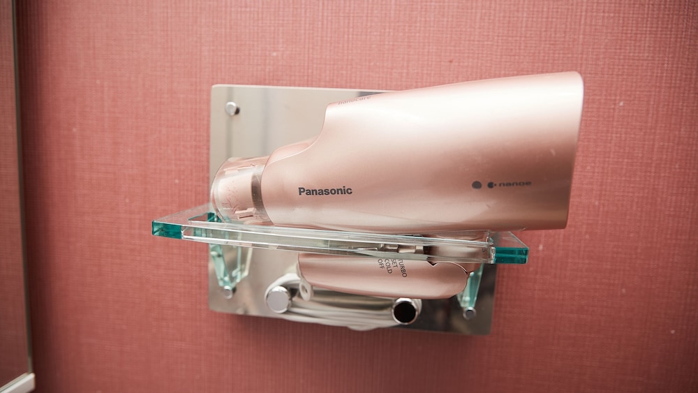 スタンダード ツインルーム 禁煙 バスルームの設備3 | テラスリゾート北谷 WEST