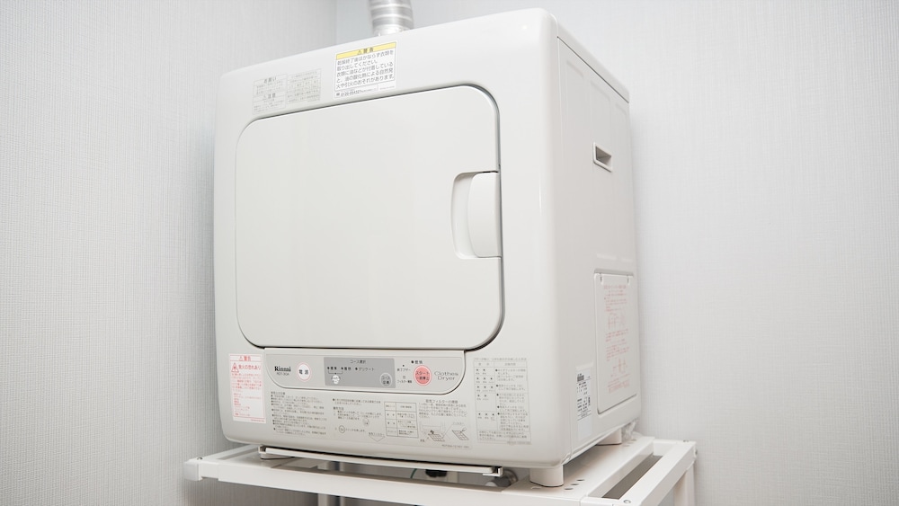 スタンダード ツインルーム 禁煙 ランドリー1 | テラスリゾート北谷 WEST