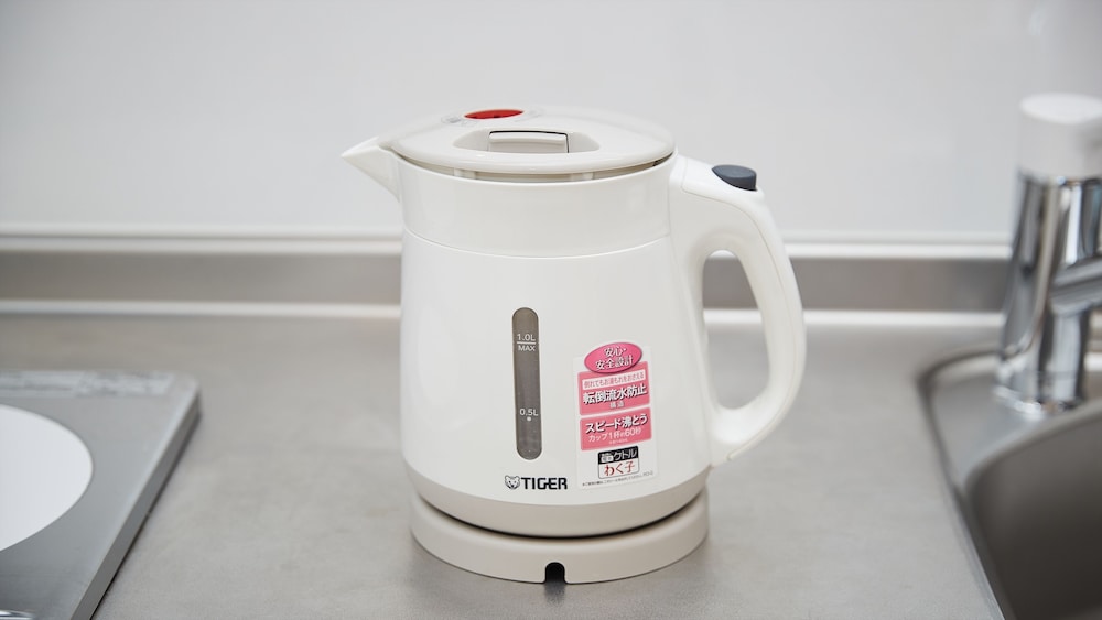 スタンダード ツインルーム 禁煙 専用キッチン6 | テラスリゾート北谷 WEST