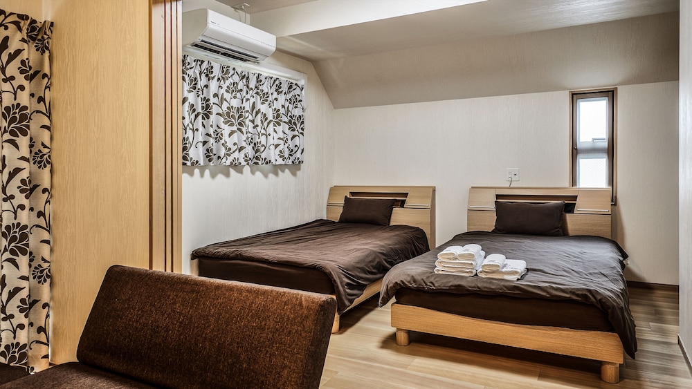 デラックス ツインルーム 禁煙 キッチン 客室1 | テラスリゾート北谷 WEST