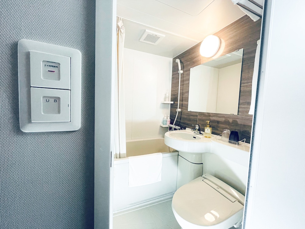 スタンダード ツインルーム 禁煙 バスルーム0 | スマイルホテルプレミアム札幌すすきの