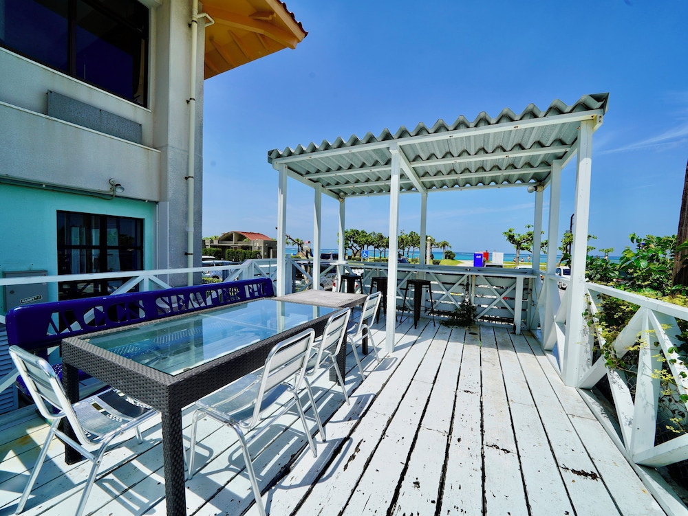 スタンダード コンドミニアム パーシャル オーシャン ビュー ビーチフロント テラス / パティオ3 | アラハリゾート アラパナ