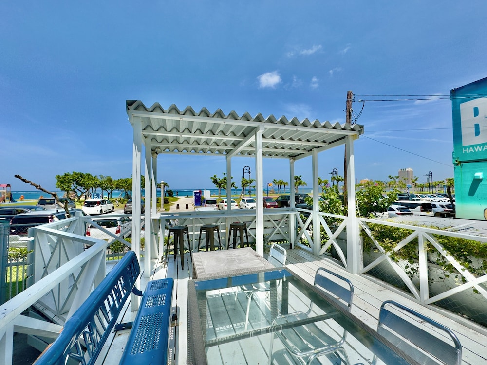 スタンダード コンドミニアム パーシャル オーシャン ビュー ビーチフロント テラス / パティオ5 | アラハリゾート アラパナ