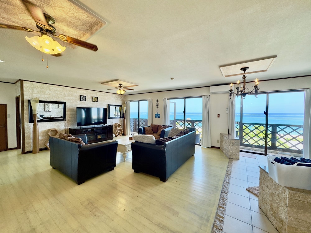 スーペリア コンドミニアム オーシャンビュー ビーチフロント 客室16 | アラハリゾート アラパナ