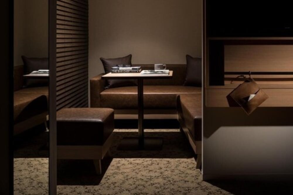 キングルーム 禁煙 リビング エリア0 | ネスト ホテル 東京 半蔵門