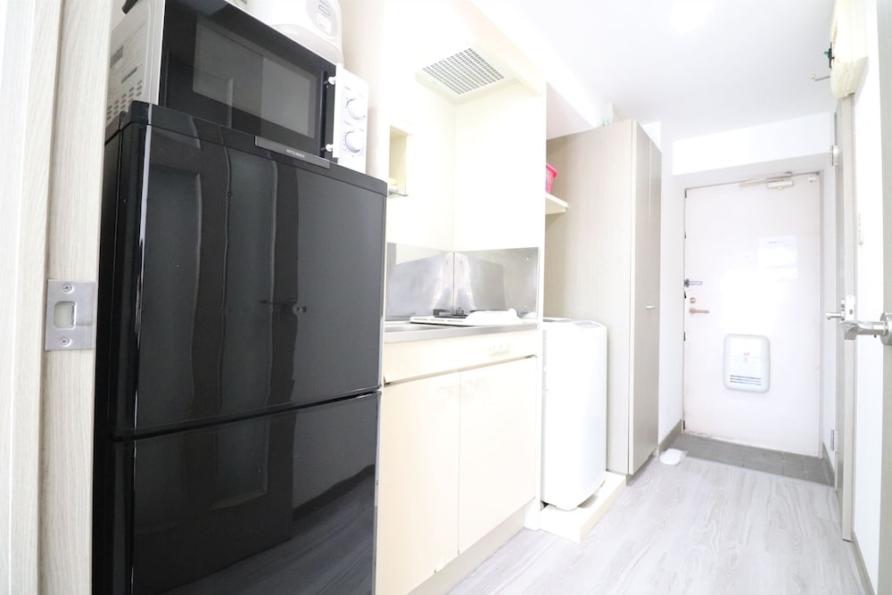 ツインルーム (2 Single beds) 専用キッチン0 | Forest Inn Fukuoka
