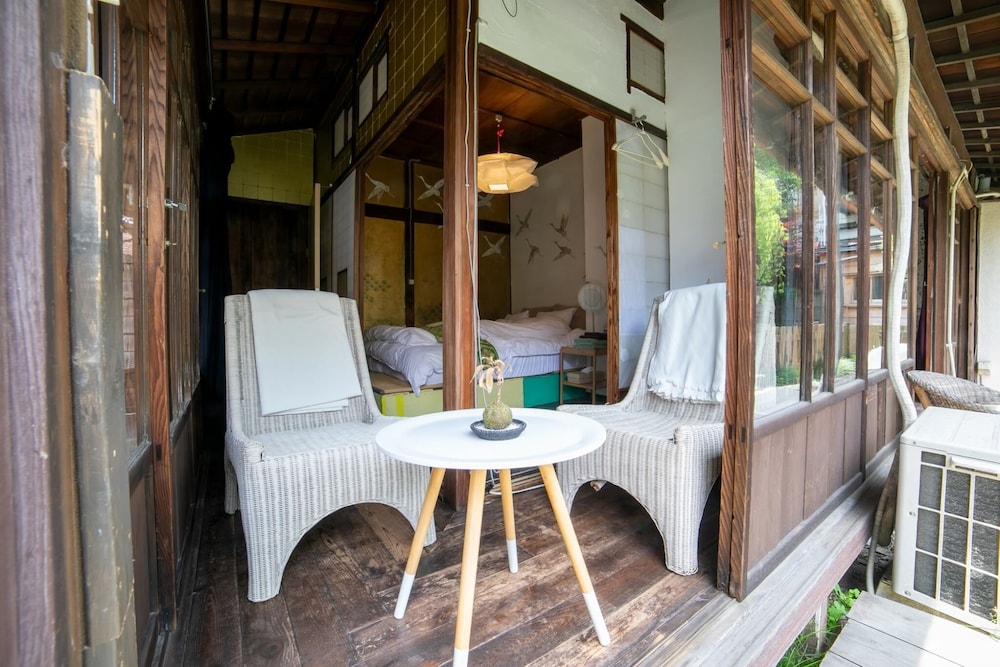 ベーシック ダブルまたはツインルーム 共用バスルーム | Villa Sacra