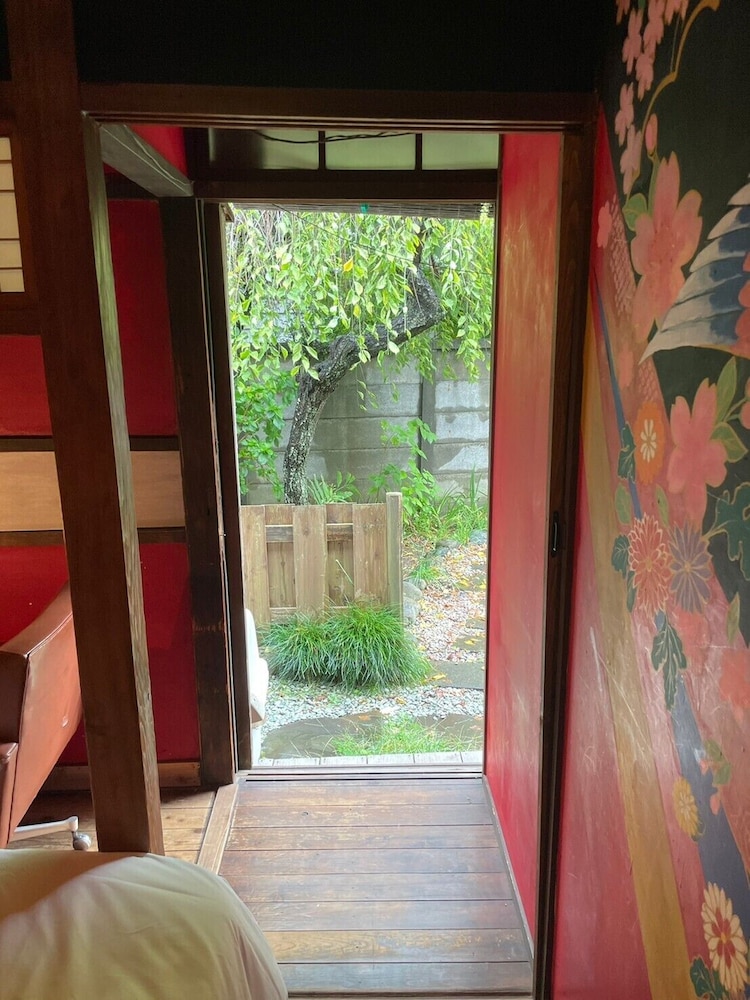 スタンダード ダブルまたはツインルーム 共用バスルーム (華の間) 部屋からの景観0 | Villa Sacra