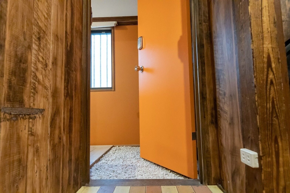 和室 スタンダード 共用バスルーム (雫の間) 客室2 | Villa Sacra