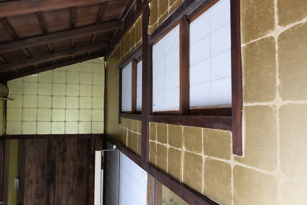 ベーシック ダブルまたはツインルーム 共用バスルーム 客室18 | Villa Sacra