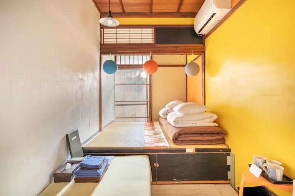 和室 スタンダード 共用バスルーム (雫の間) | Villa Sacra