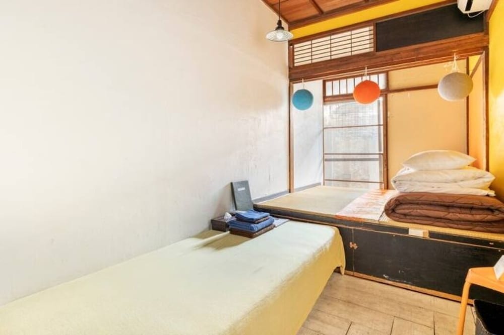 和室 スタンダード 共用バスルーム (雫の間) 客室4 | Villa Sacra