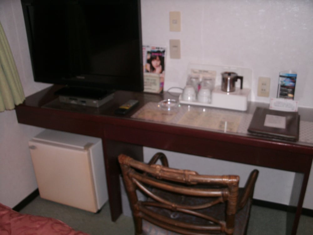 ツインルーム 喫煙可 客室の設備とサービス0 | ホテル本庄