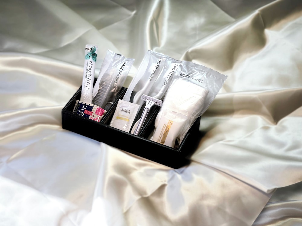 ツインルーム 喫煙可 客室の設備とサービス1 | ホテル本庄