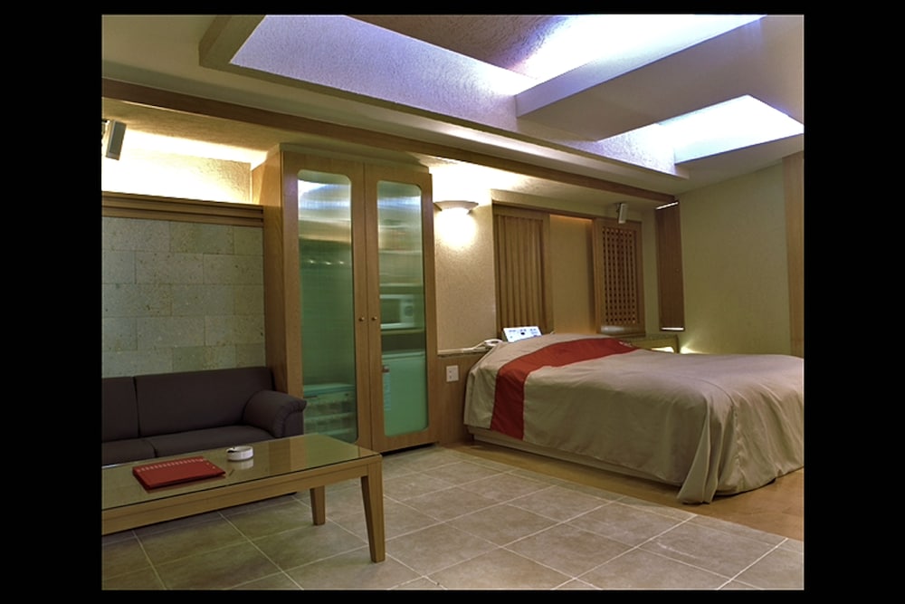 客室1 | ホテルアリア幕張ベイ - アダルト オンリー