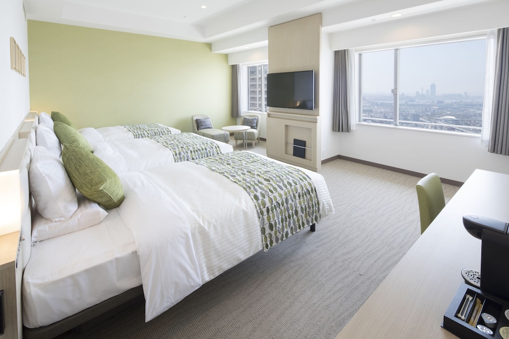 スカイフロアデラックストリプル(4名)(禁煙) | アートホテル大阪ベイタワー