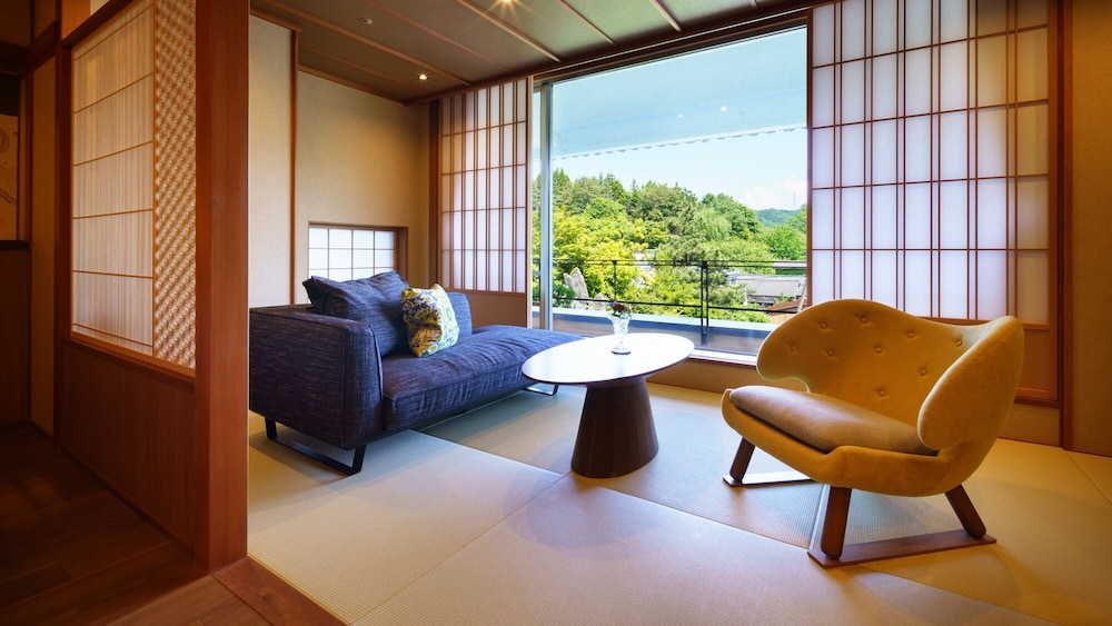 Fタイプ和モダンベッドルーム (禁煙) 客室1 | 白玉の湯 泉慶