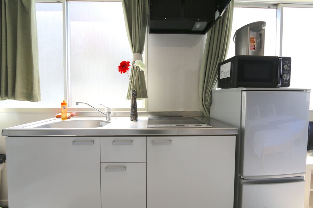 共用キッチン1 | Liz Guest House 梅田 共用キッチン1 | Liz Guest House 梅田