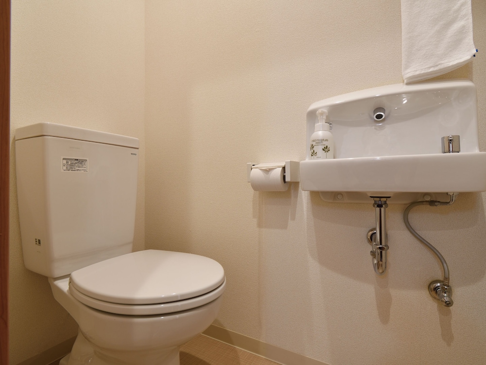 フォースコンド 禁煙 バスルーム1 | コンドミニアム エルズイン 那覇樋川 by コルディオプレミアム